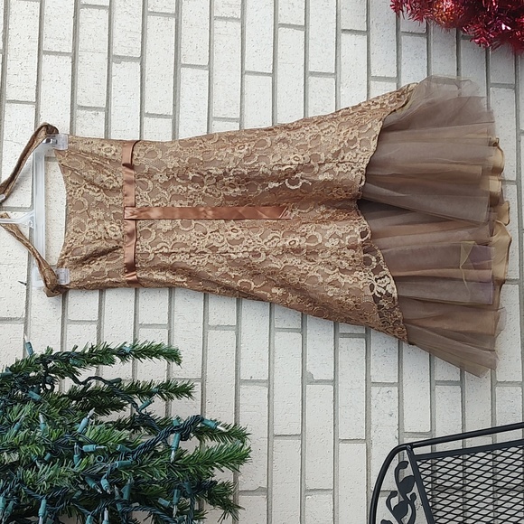 For a special occasion 👗 - Picture 2 of 9